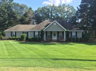 201 Jewell Ln, Florence, AL 35633