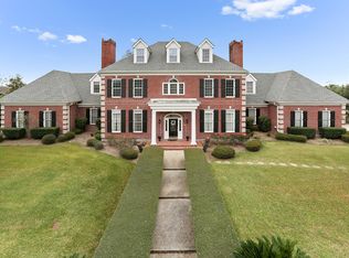 3725 Lake Michel Ct, Gretna, LA 70056