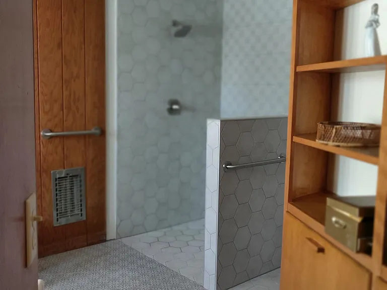 1442 Hillsmont Dr — Photo 24