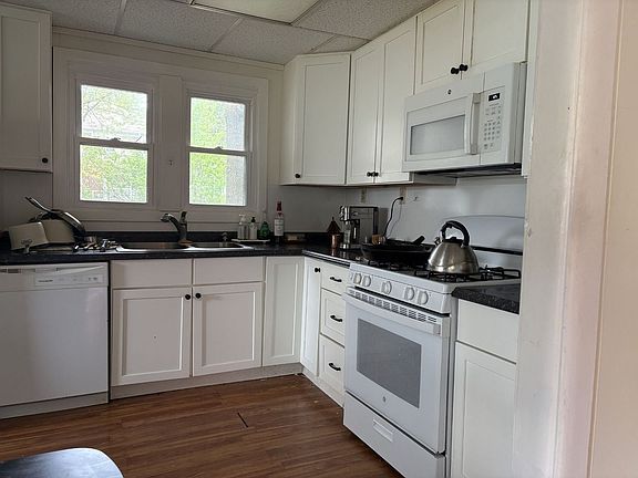 4th image of 408 E Lincoln St