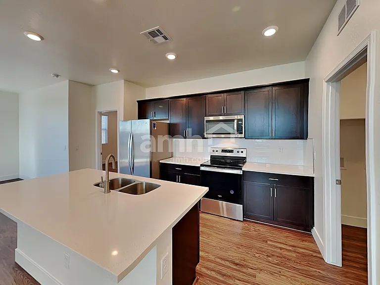 23126 E Camacho Rd — Photo 3