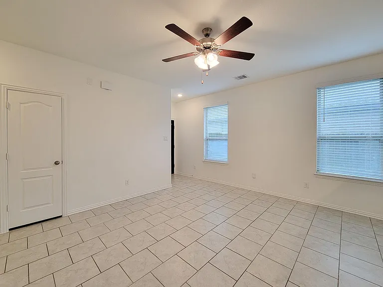 31351 Horseshoe Meadow Bend Ln — Photo 15