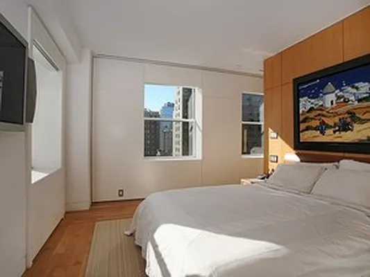 Sold by Corcoran | media 4