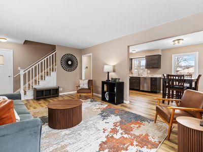 3900 W Kiley AVENUE, Milwaukee, WI, 53209