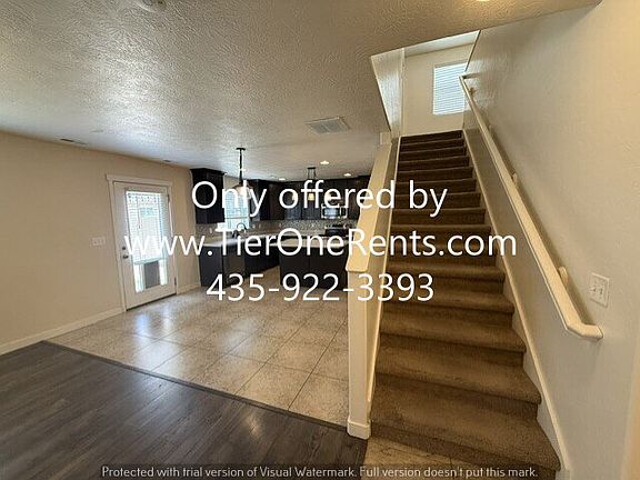 2nd image of 1075 W Stonehaven Dr