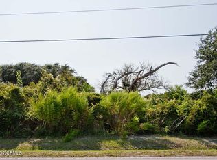 10707 Coast Guard Rd, Emerald Isle, NC 28594