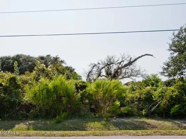 10707 Coast Guard Road, Emerald Isle, NC 28594