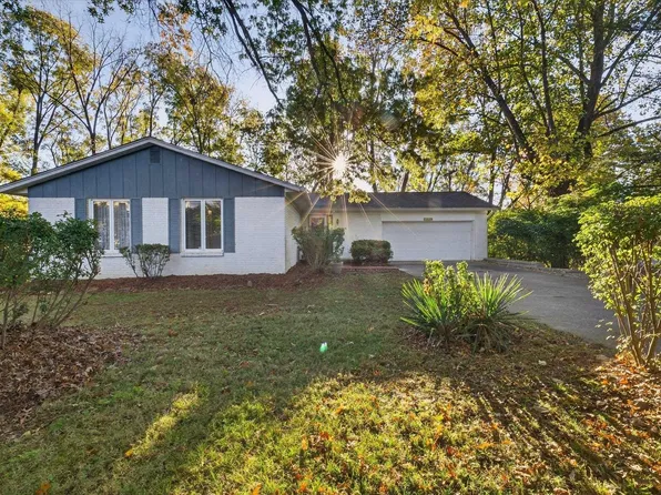 1529 E Dunstan Dr, Bloomington, IN 47401