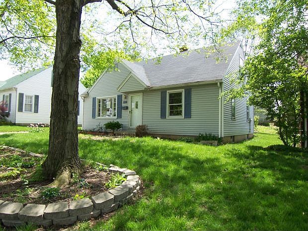 See more photos at: http://thebrickranch.com/1228_Belvoir_Ave_Kettering_OH/