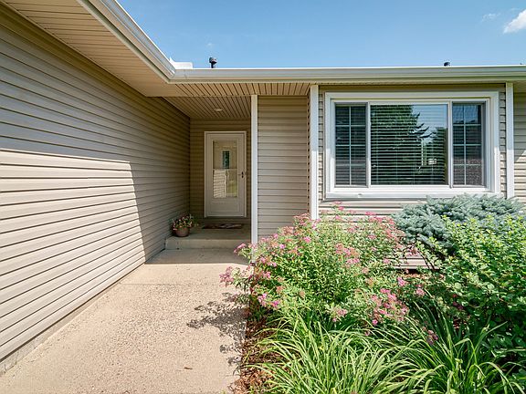 3rd image of 4343 158th Ct W