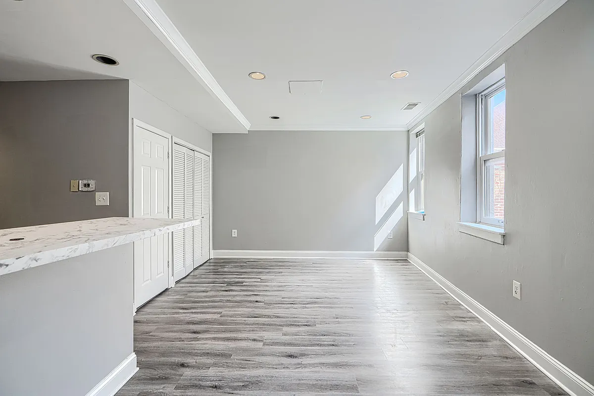 Building Photo - 333 S Fremont Ave #D