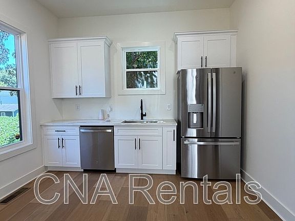 3rd image of 294 Roy St NE