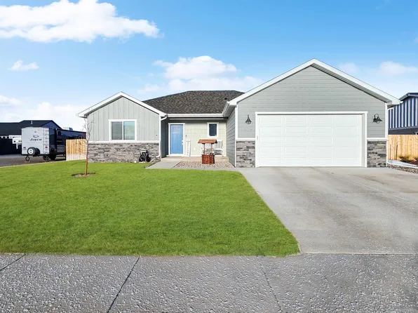 2020 S 21st St, Laramie, WY 82070