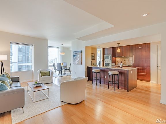 4th image of 10700 NE 4th St Unit 2304