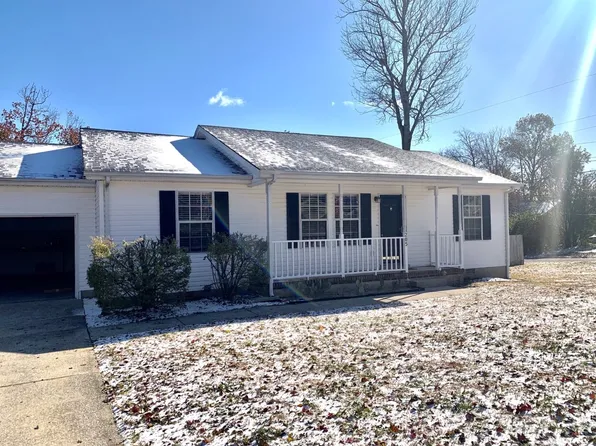 205 Holland Ridge Dr, La Vergne, TN 37086