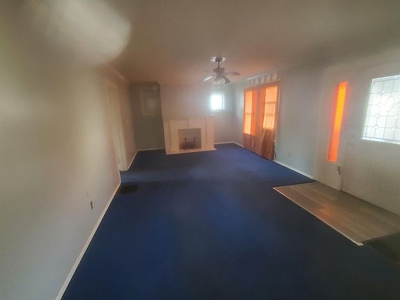 5th image of 213 W Memorial Dr