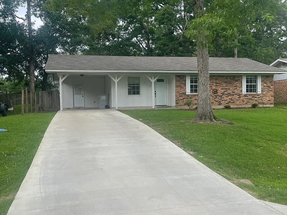 118 Hardwood Dr
