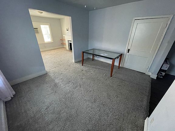 3rd image of 1323 NE 16th St