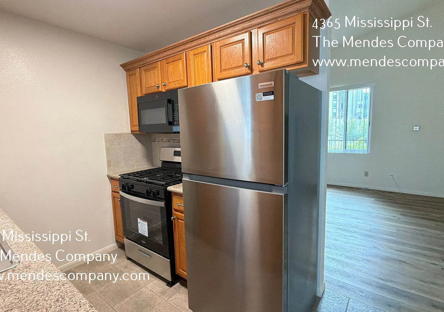Charming North Park 1BD/1BA with Private Balcony, Fireplace & Assigned Parking!! Available Now! — Photo 3