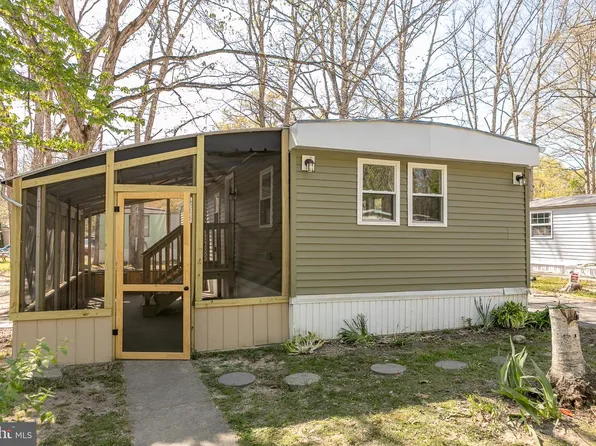 29 Hazelwood Dr, Elmer, NJ 08318