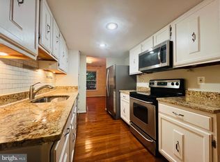 6279 Kerrydale Dr, Springfield, VA 22152