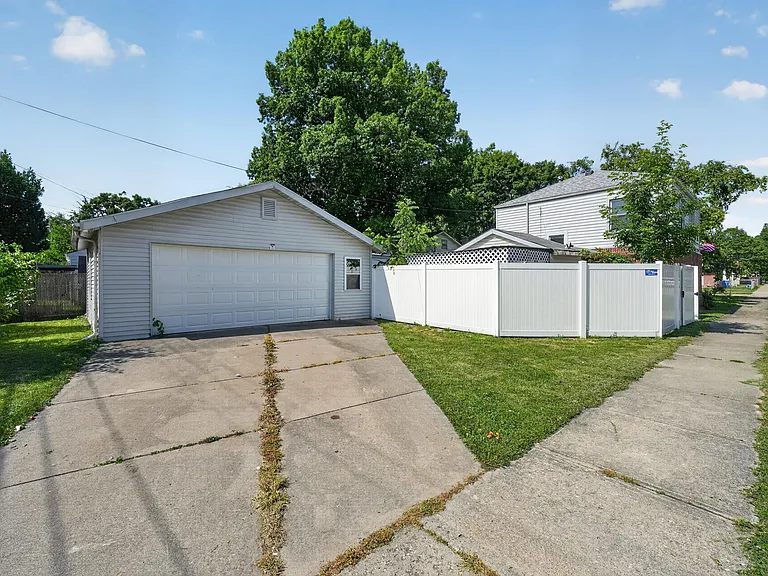 4401 Hipp St — Photo 10
