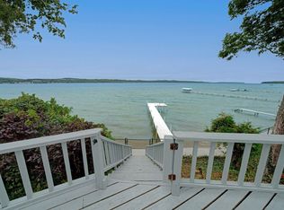 632 S Stony Point Rd, Suttons Bay, MI 49682