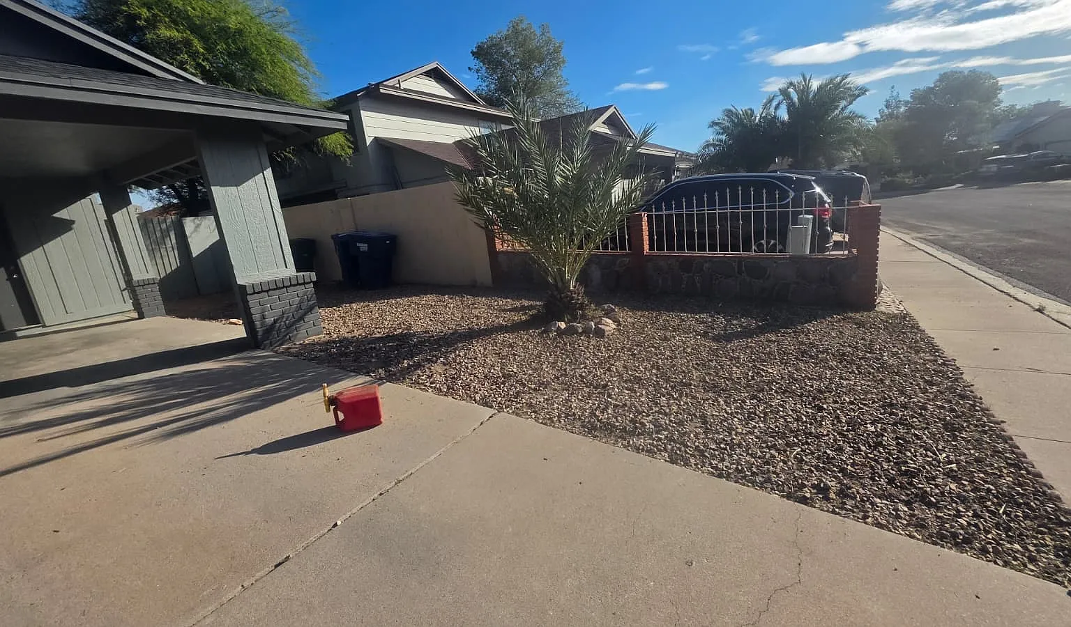 3 bed, 1402 sqft, $2,300 — Photo 4