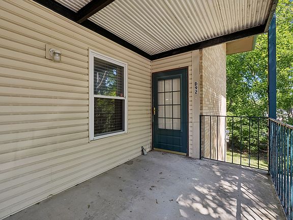 3rd image of 555 N Dupont Ave #D-92