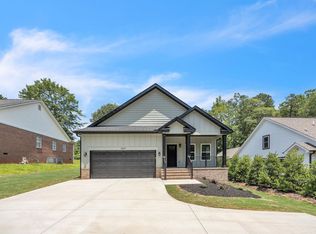 1027 Jacobs Rd, Greenville, SC 29605