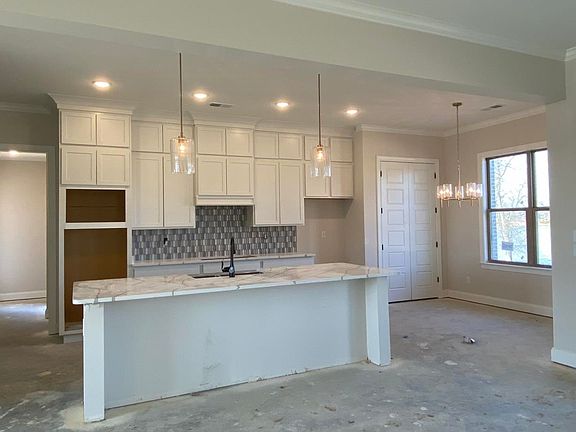 4th image of 6517 W Clarkson Cir