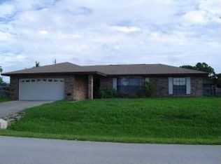 371 Pepper St NE, Palm Bay, FL 32907
