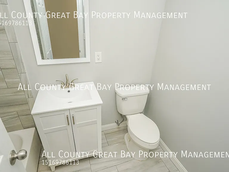 8 Railroad Ave #4 — Photo 7