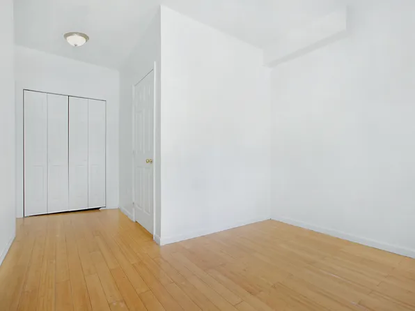 1848 Amsterdam Avenue image 7 of 9