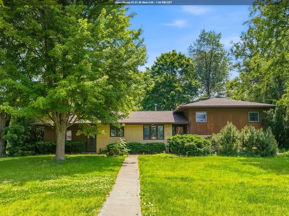 406 E Lafayette Ave, Keota, IA 52248