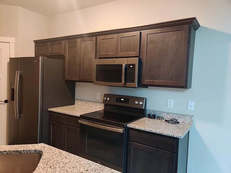 551 Meadow Ln — Photo 11