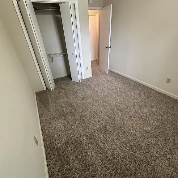 305 Farside Dr #1 — Photo 16
