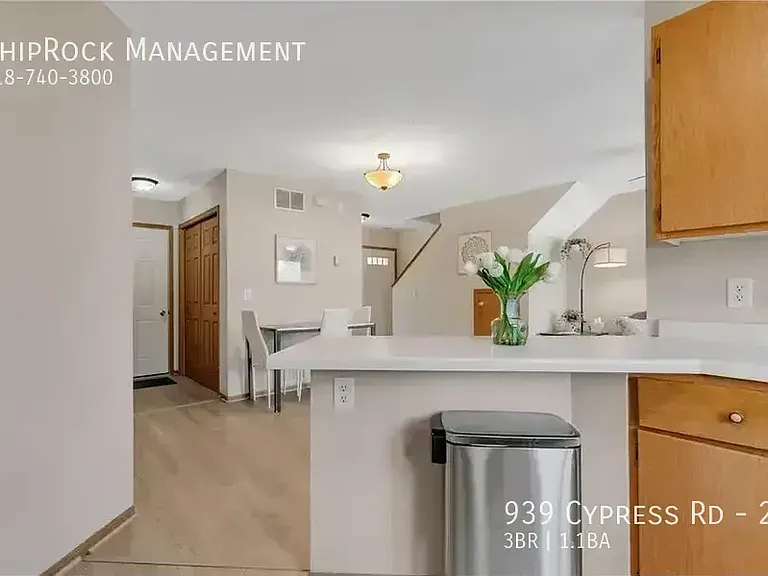 939 Cypress Rd #27 — Photo 5
