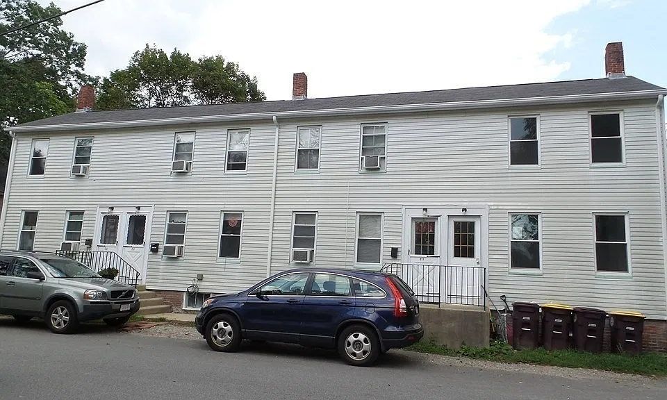25 Common St #1