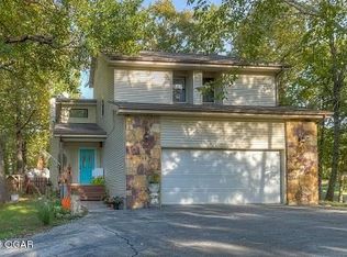 201 Sunset Dr, Carl Junction, MO 64834