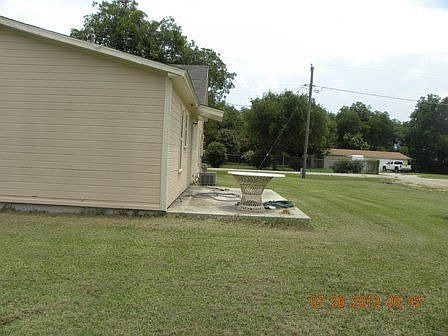 2nd image of 916 Cope St