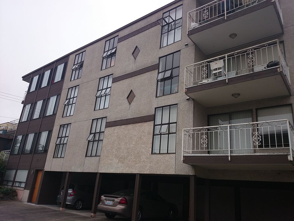 1st image of 2117 Dexter Ave N APT 301