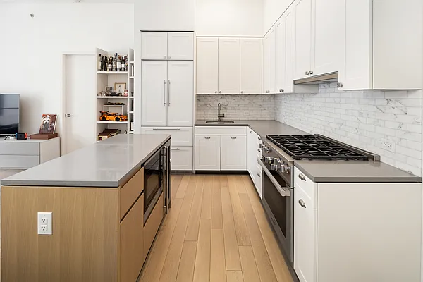 Rented by Keller Williams NYC | media 2