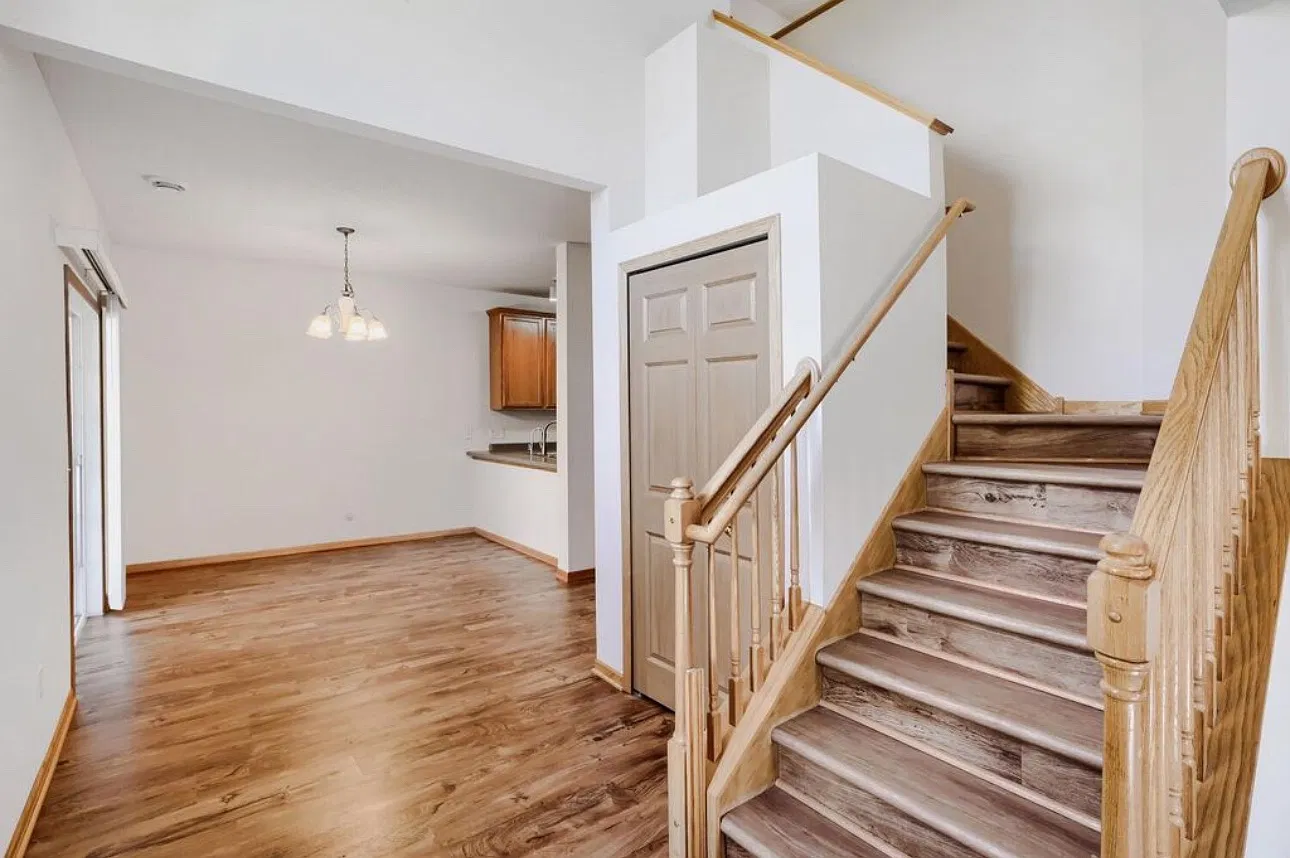 3 bed, 1636 sqft, $2,450 — Photo 3
