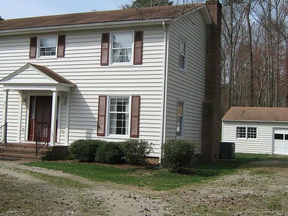 1st image of 403 Ilex Dr