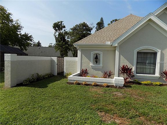 2nd image of 14001 Kensington Oak Pl