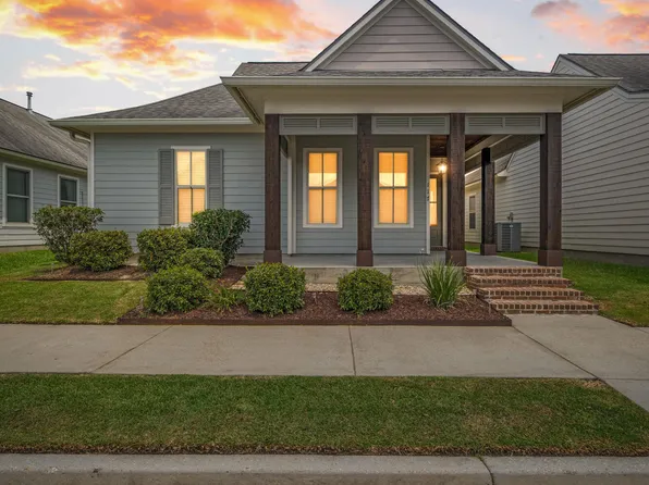 117 Harvey Cay Ln, Youngsville, LA 70592