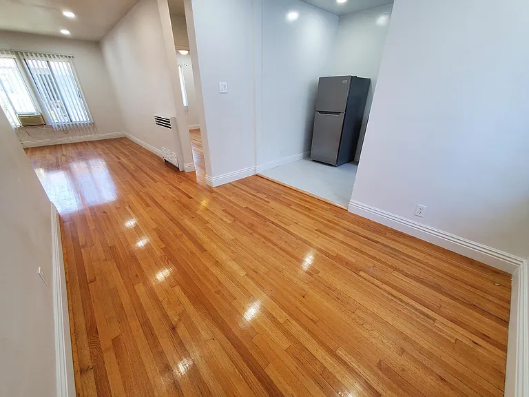 1020 E Carson St #6 — Photo 4