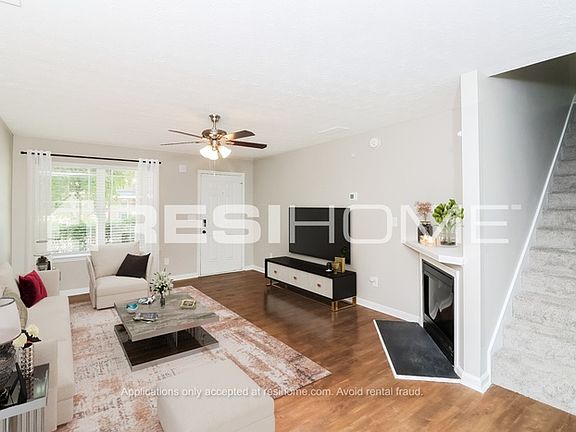 5th image of 1552 Arbor Place Dr