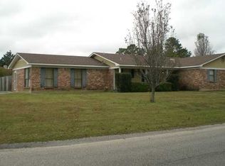 900 Smokerise Dr, Mobile, AL 36695